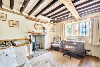 Beavers Road, Farnham, Surrey, GU9