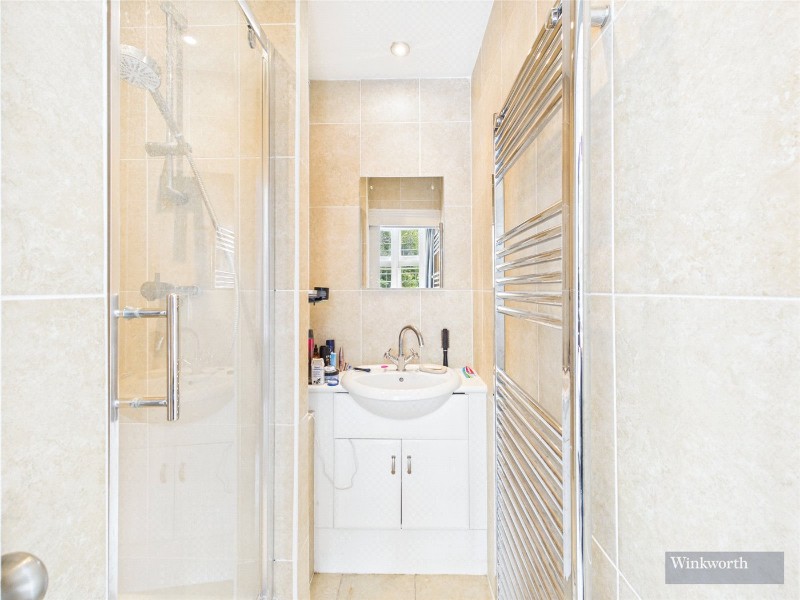 Kingsdowne Road, Surbiton, United Kingdom, KT6