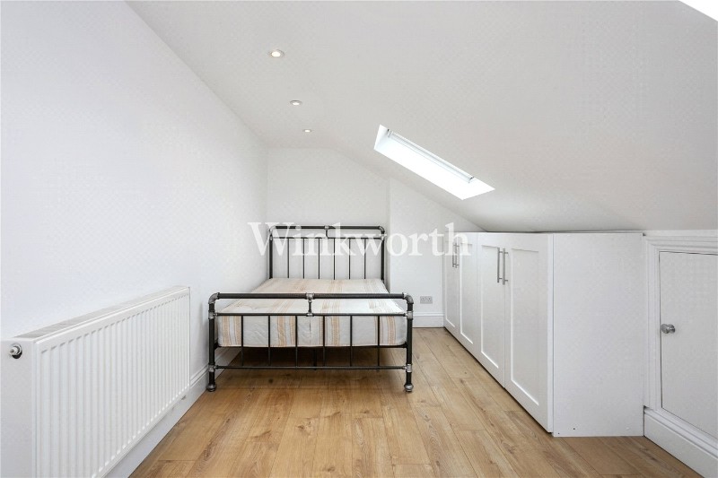 St Albans Crescent, London, N22