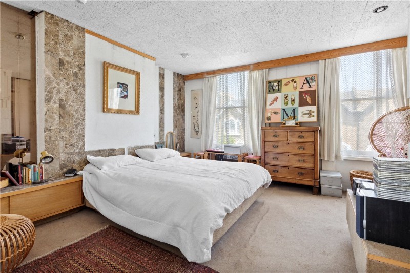 Avenell Road, London, N5