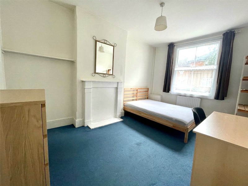 West Street, Farnham, Surrey, GU9