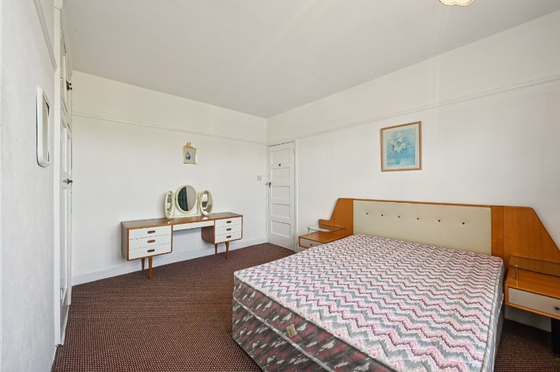 Priory Close, Beckenham, BR3
