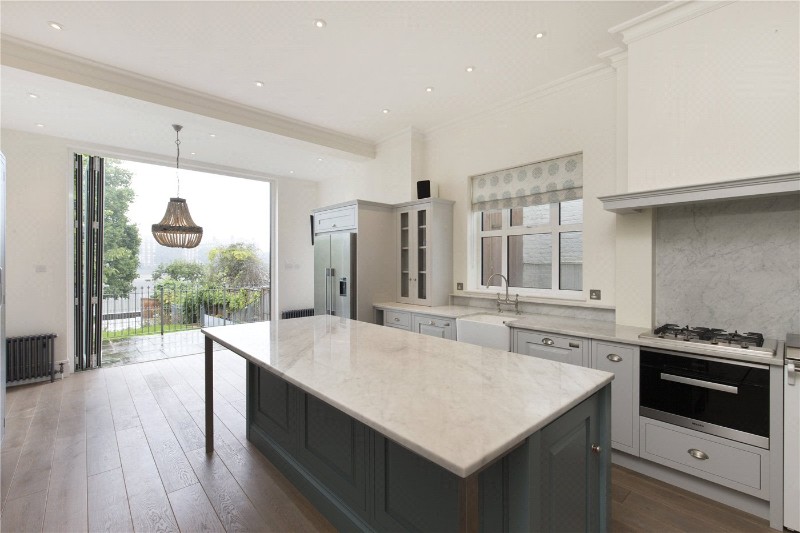 Deodar Road, London, SW15