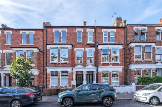 Agincourt Road, London, NW3