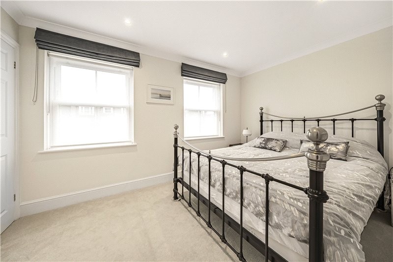 Fielding Mews, Barnes, London, SW13