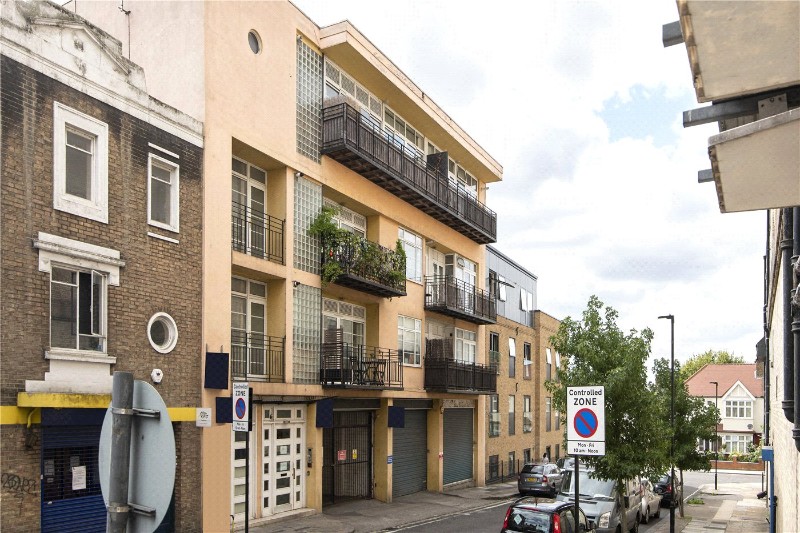 Barrhill Road, London, SW2