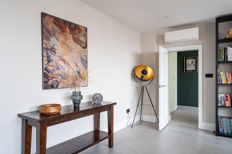 Hillside Road, London, SW2