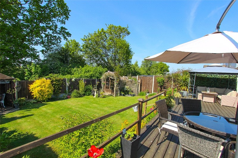 Cotswold Avenue, Rayleigh, Essex, SS6