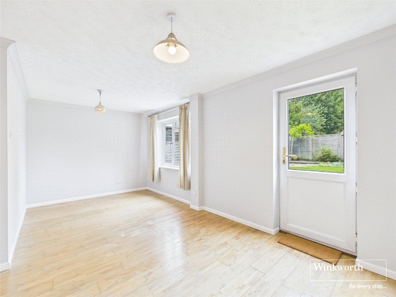 Lipscombe Close, Newbury, Berkshire, RG14