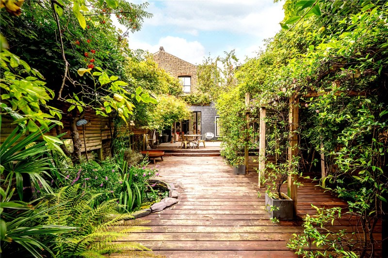 Ashburnham Road, London, NW10