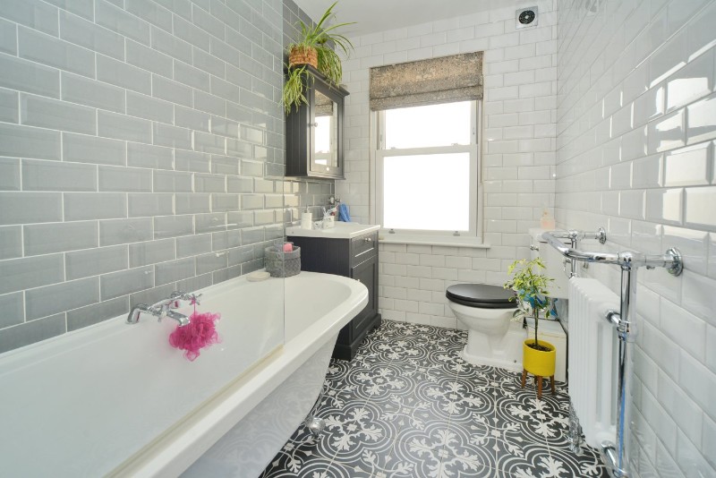 Longfellow Road, Worcester Park, KT4