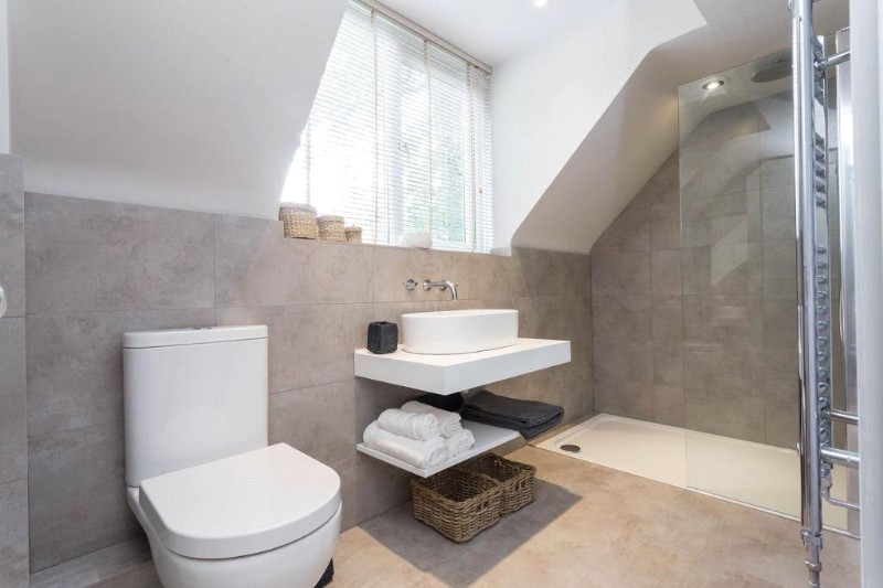 Coach House Lane, Highbury Hill, Islington, N5