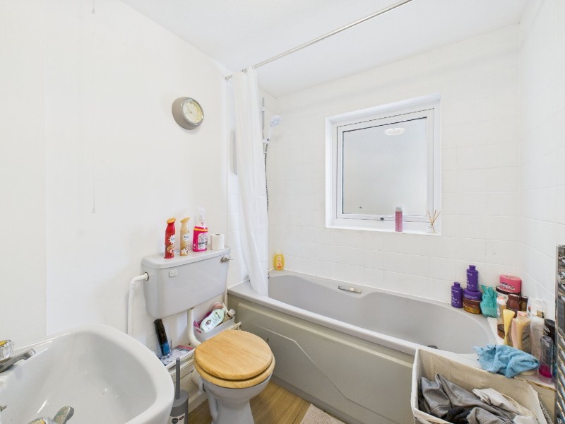 Godfreys Gardens, Bow, Crediton, Devon, EX17