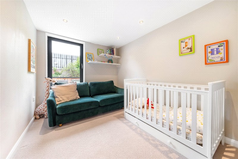 Lyndhurst Way, Peckham Rye, London, SE15