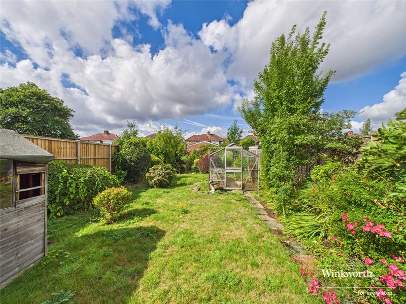 St. Andrews Drive, Stanmore, Middlesex, HA7