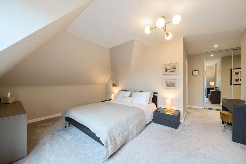 Nightingale Walk, Farnham, United Kingdom, GU9