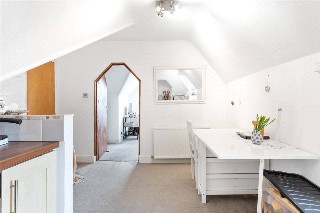 Kempshott Road, London, SW16