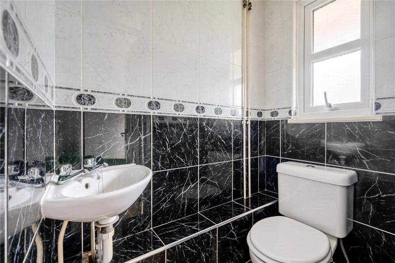 Rectory Square, London, United Kingdom, E1