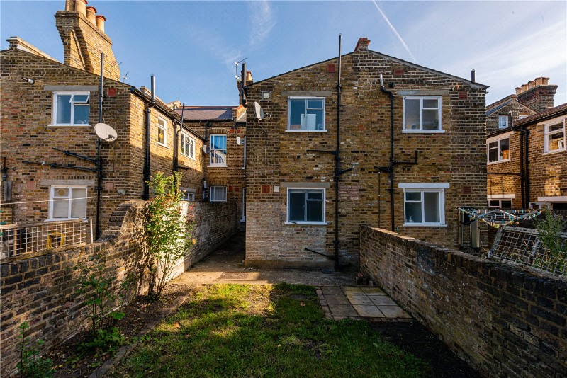 Third Avenue, London, W10