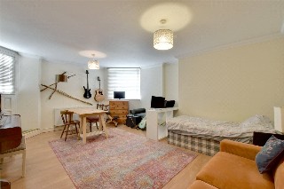 Shooters Hill Road, Blackheath, London, SE3