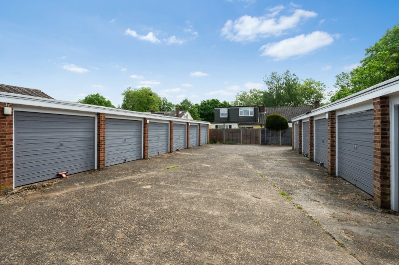 Brackley Road, Beckenham, BR3