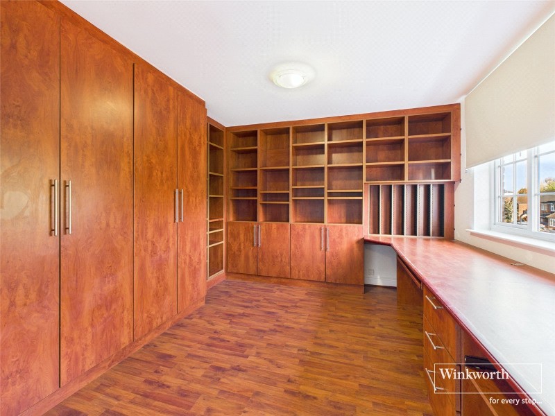 Downshire Square, Reading, Berkshire, RG1