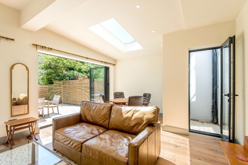 Elgin Avenue, Maida Vale, London, W9