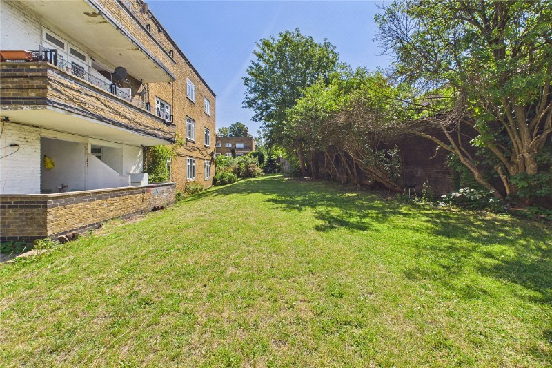Jebb Avenue, London, SW2