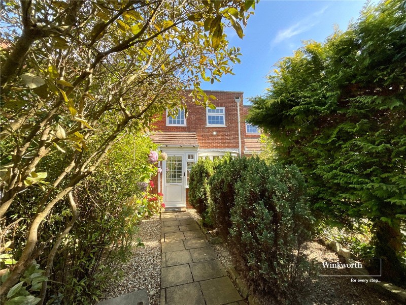 Harriers Close, Highcliffe, Dorset, BH23