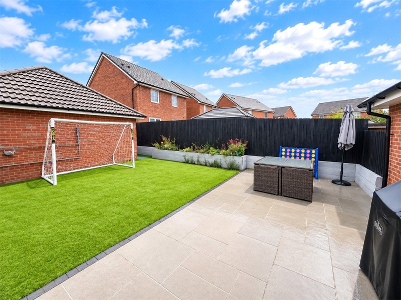 Musselburgh Way, Bourne, Lincolnshire, PE10