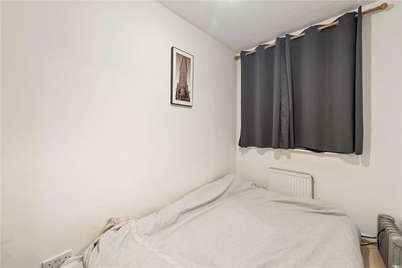 Howland Way, London, SE16
