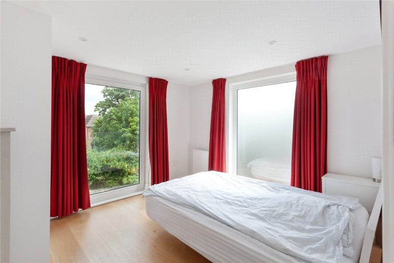 Gunnersbury Gardens, London, UK, W3