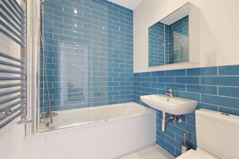Collingbourne Road, London, W12