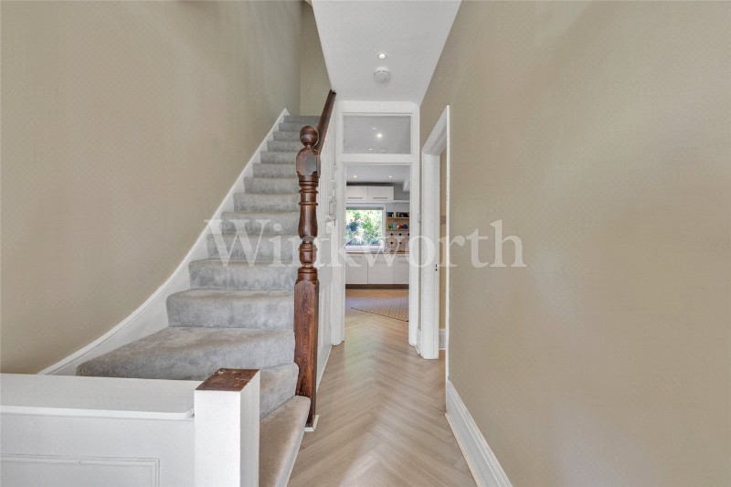 Crewys Road, London, NW2