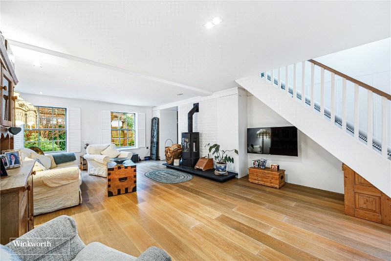 Wiggins Lane, Richmond, TW10