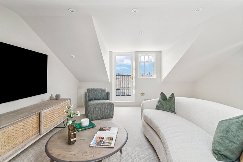 Pembridge Gardens, London, W2
