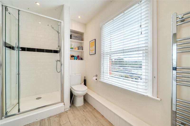 Shortfield Common Road, Frensham, Farnham, Surrey, GU10