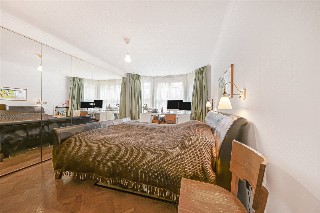 Randolph Avenue, London, W9