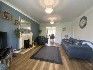 Fruitfields Close, Devizes, Wiltshire, SN10
