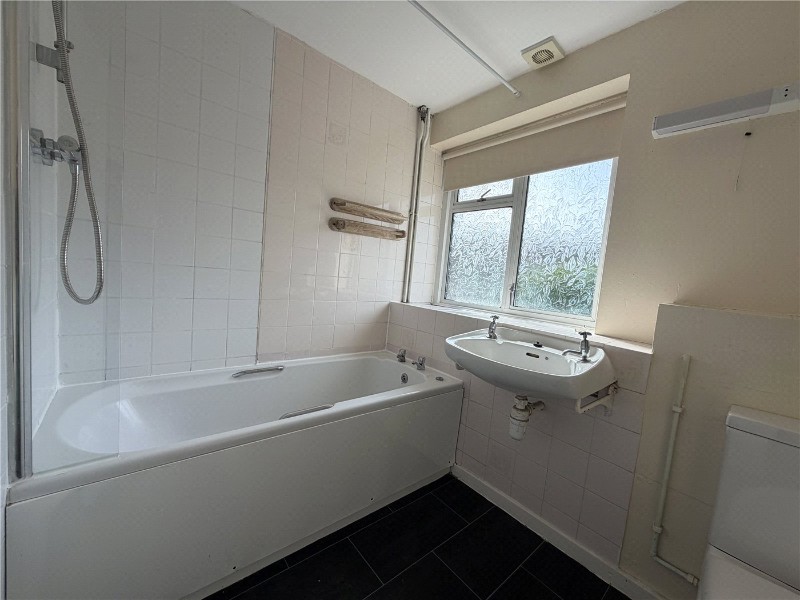 Brougham Place, Farnham, Surrey, GU9