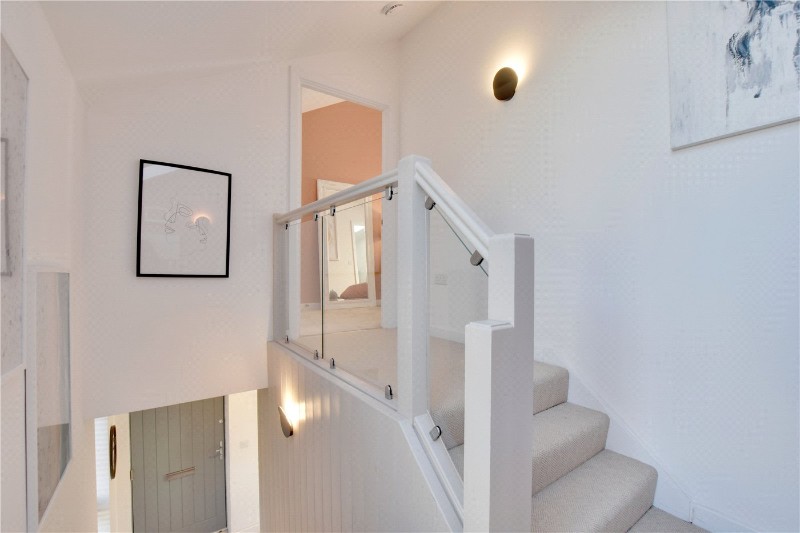 Herron Walk, Hither Green, London, SE13