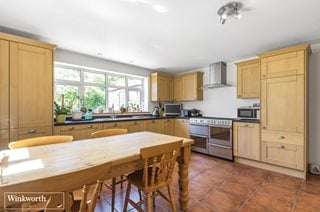 Woods Lane, Cliddesden, Hampshire, RG25