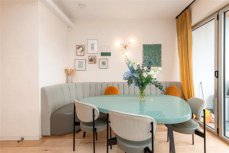 Pangbourne Avenue, London, W10
