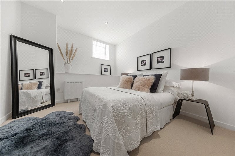 Kennington Road, Kennington, London, SE11