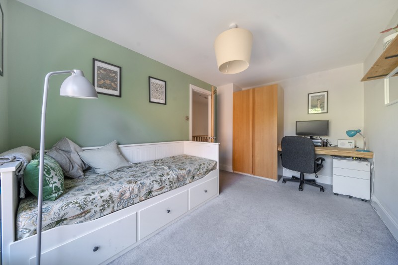 Hennel Close, London, SE23