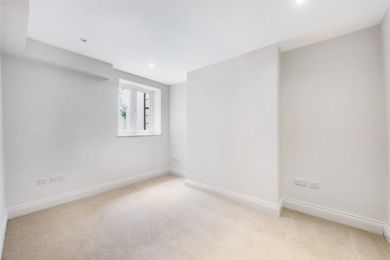 Lillie Road, London, SW6