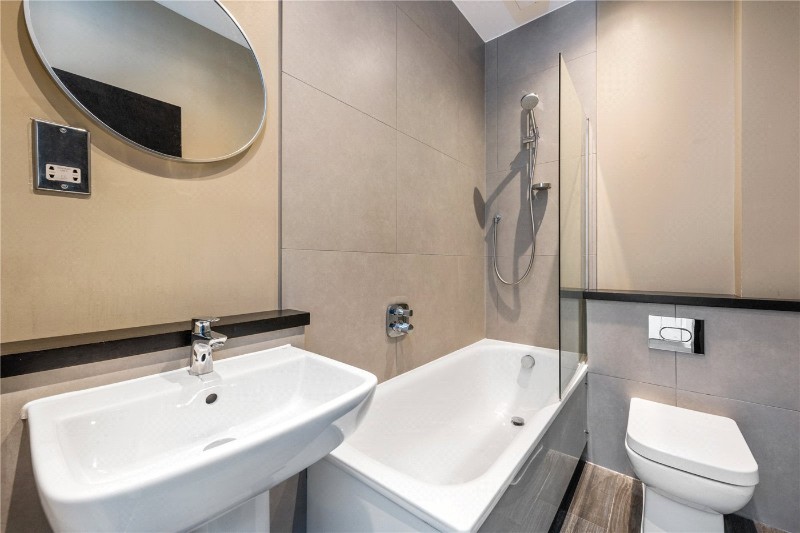 Princess Crescent, London, N4