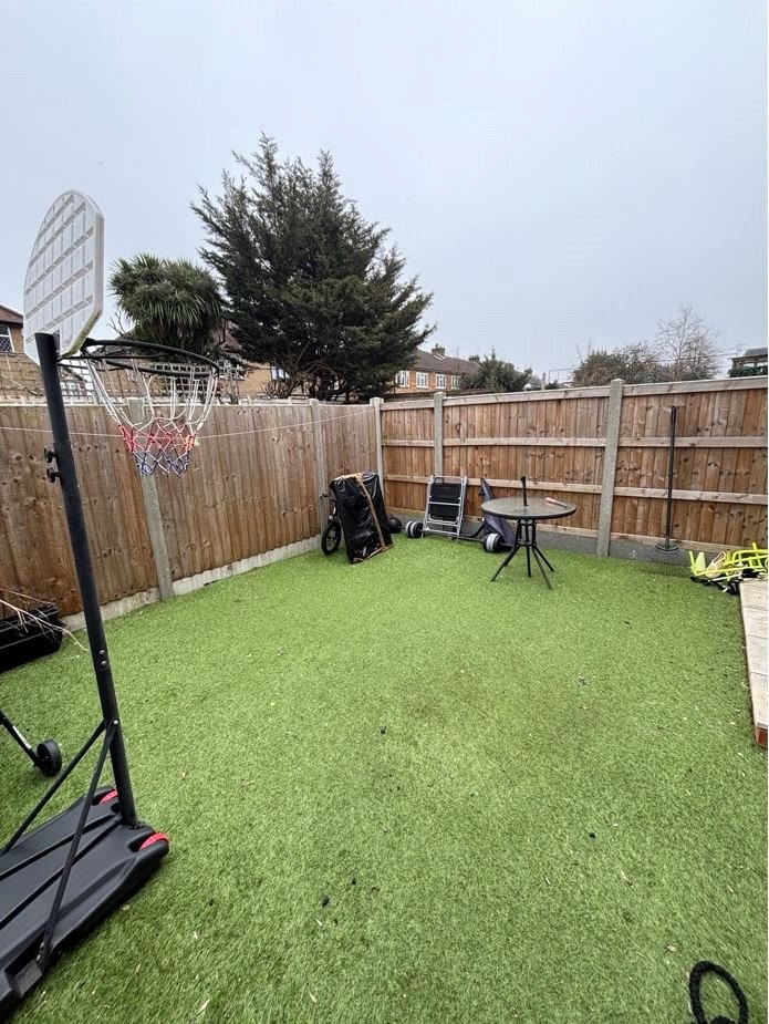 Eastwood Road, Ilford, IG3