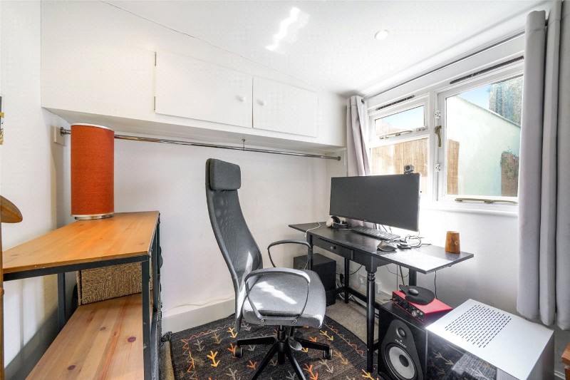 Axminster Road, London, N7