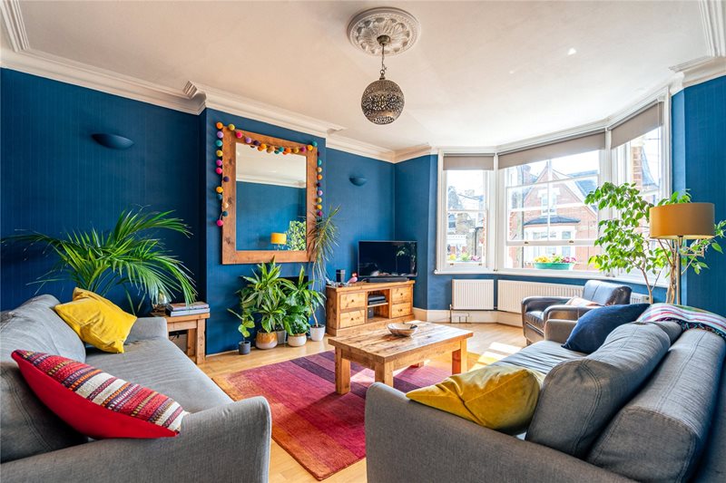 Deronda Road, London, SE24